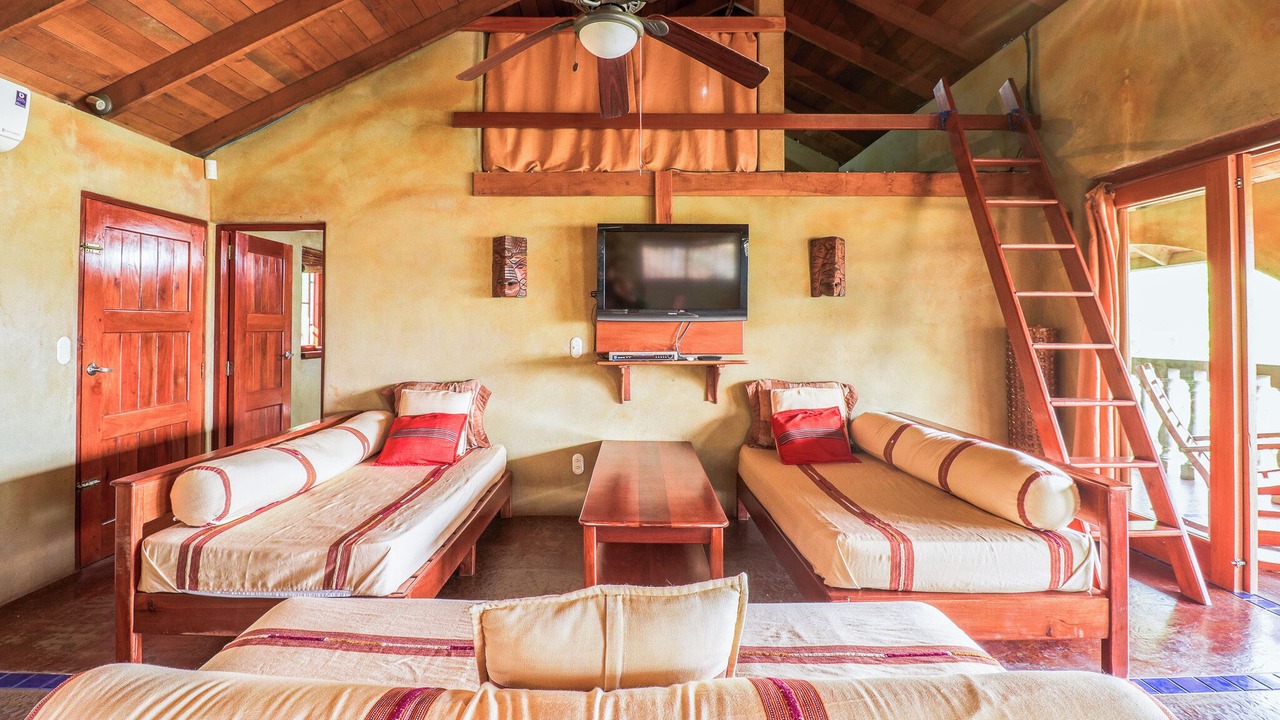 Photo of Bedroom in Paradise Bay