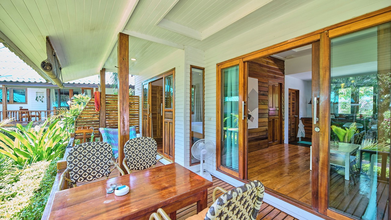 Photo of Patio Balcony in Hin Hong