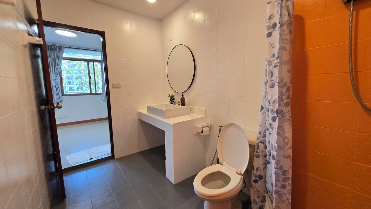 Photo of Bathroom in Na Kluea