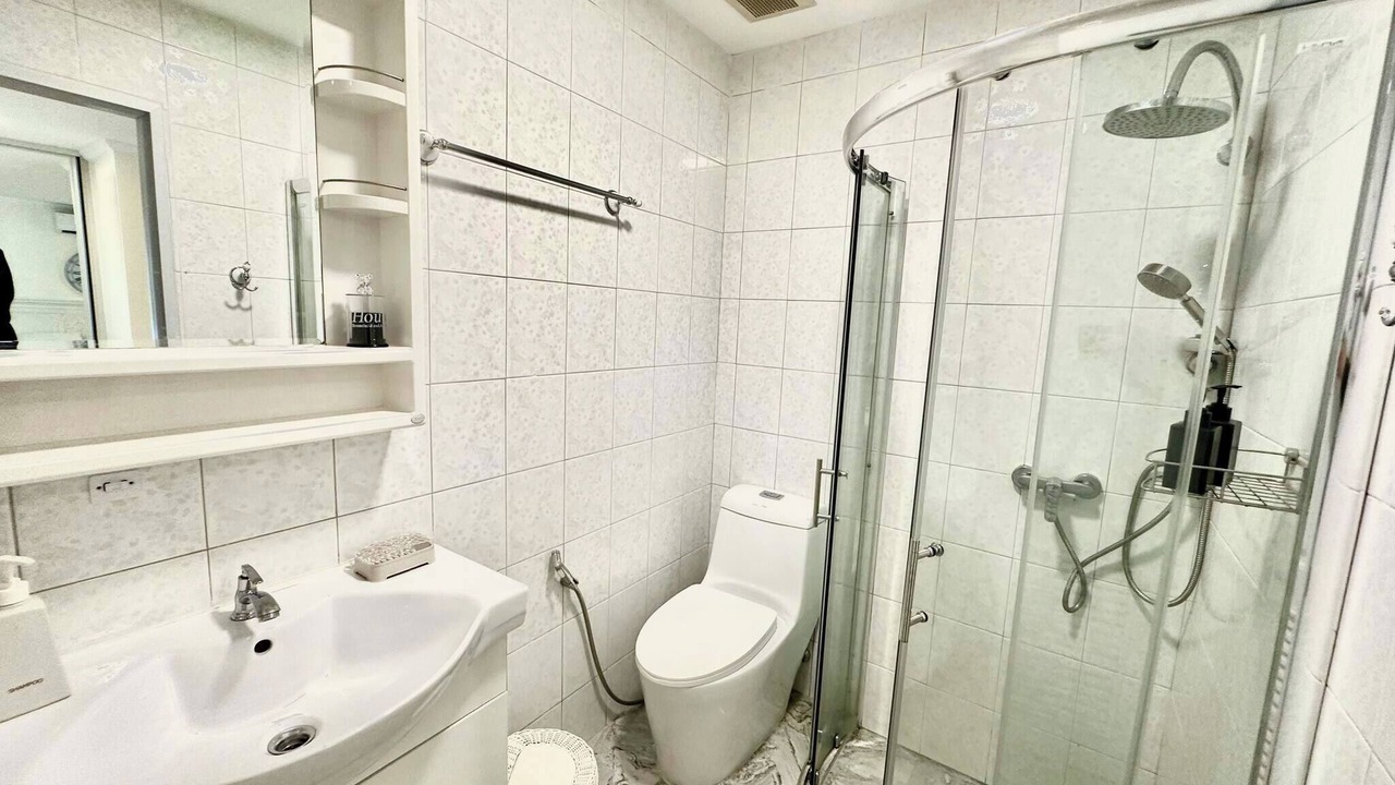 Photo of Bathroom in Si Sunthon