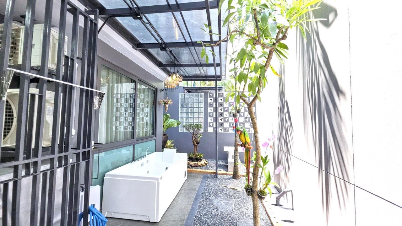 Photo of Patio Balcony in Ao Nang
