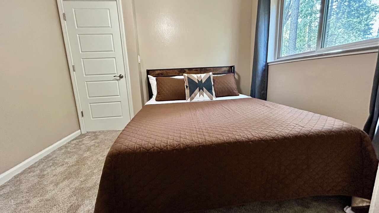 Photo of Bedroom in Sri Phum