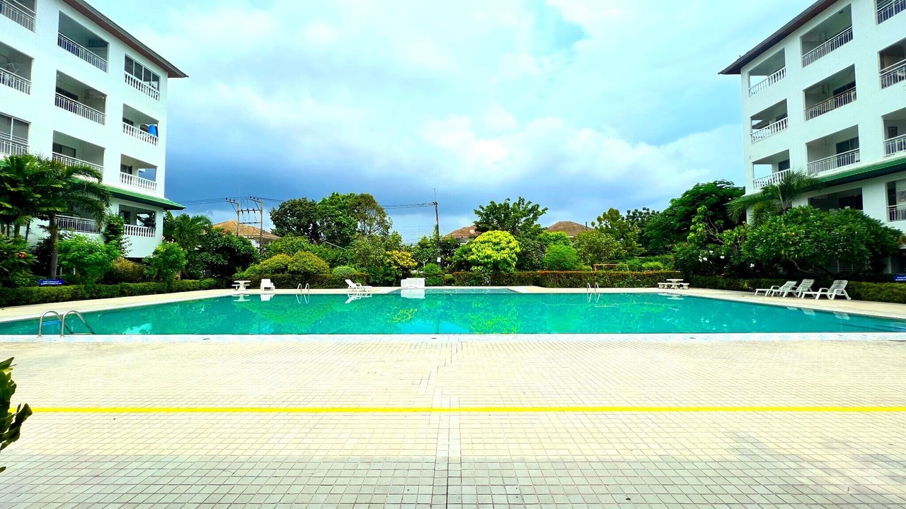 Photo of Outdoor in Na Kluea