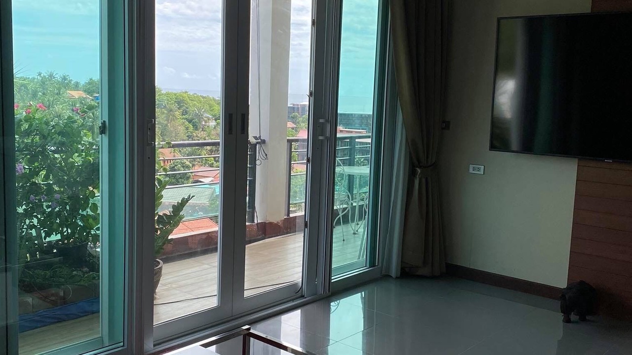 Photo of Livingroom in Karon