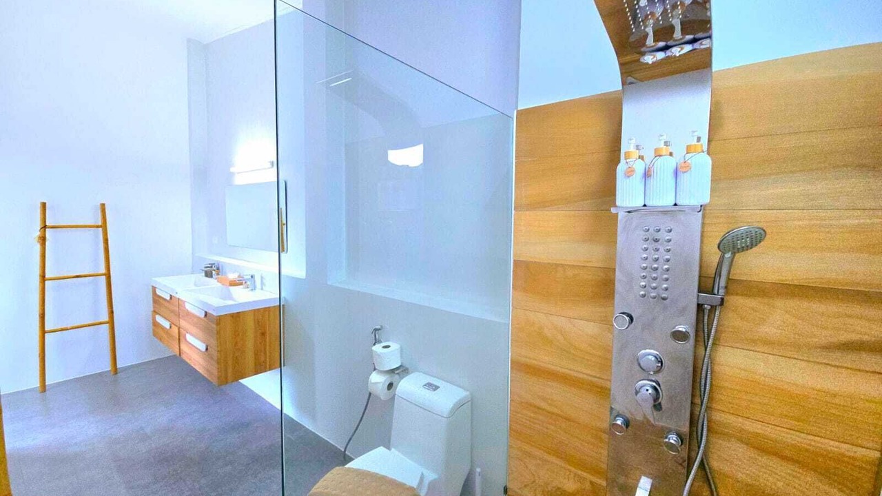 Photo of Bathroom in Hua Thanon
