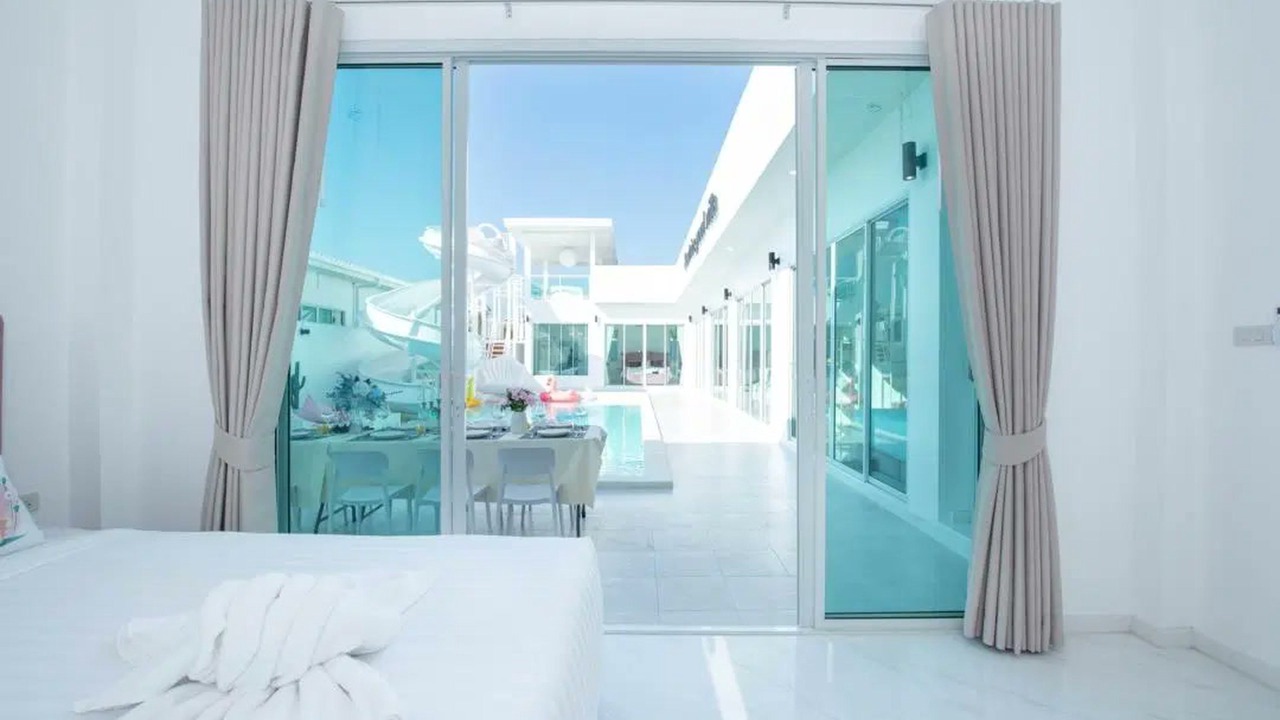 Photo of Bedroom in Pong
