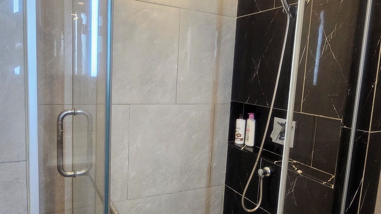 Photo of Bathroom in Rama 9