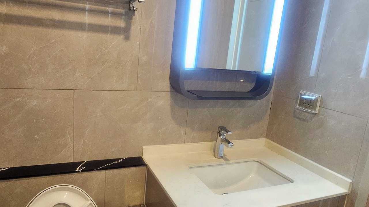 Photo of Bathroom in Rama 9