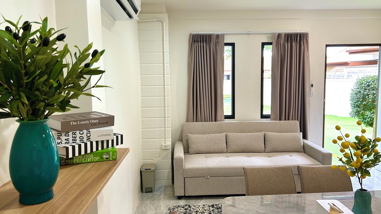 Photo of Livingroom in Chalong