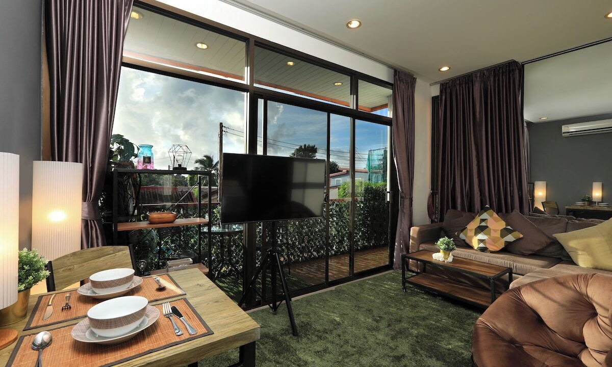 Photo of Livingroom in Nai Harn