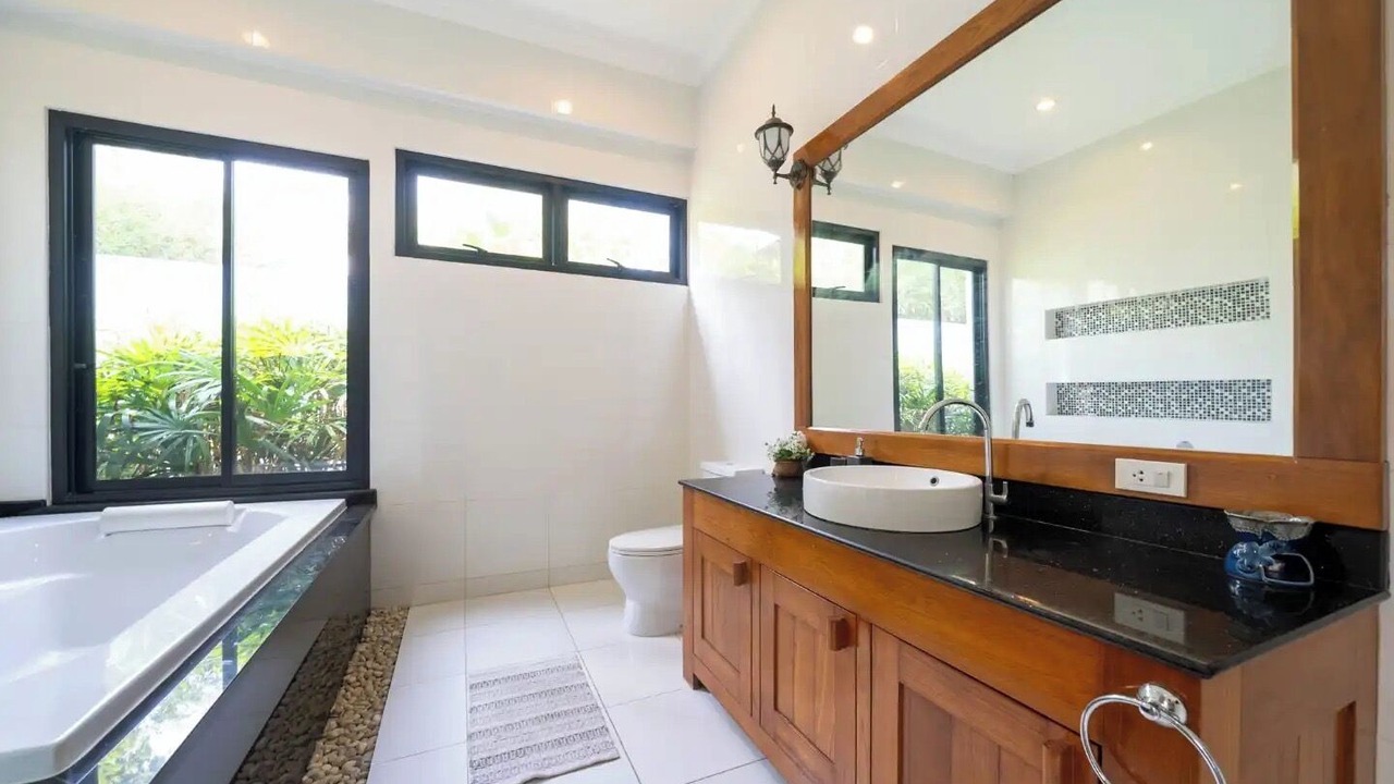 Photo of Bathroom in Choeng Thale