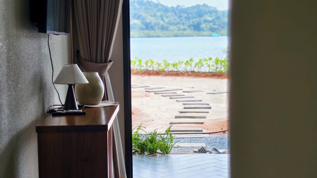 Photo of Bedroom in Koh Chang Tai