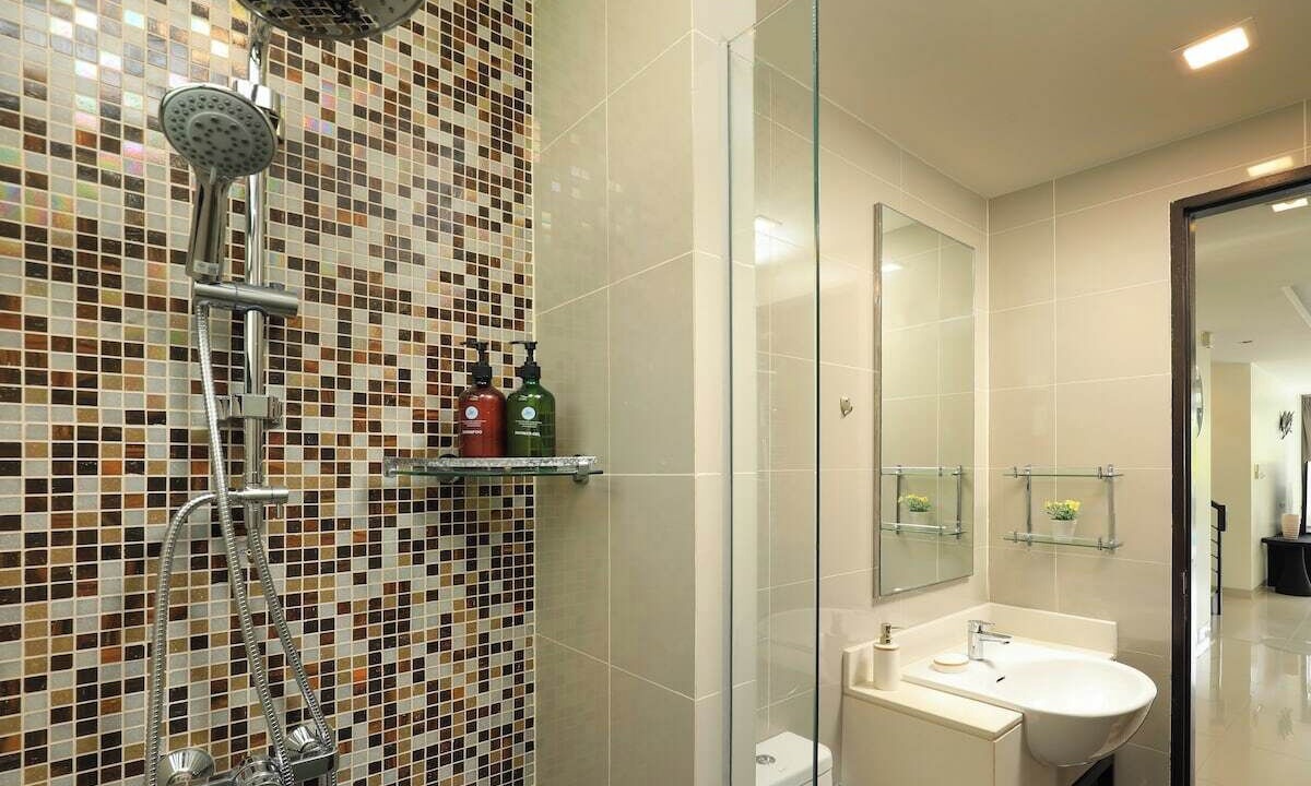 Photo of Bathroom in Si Sunthon