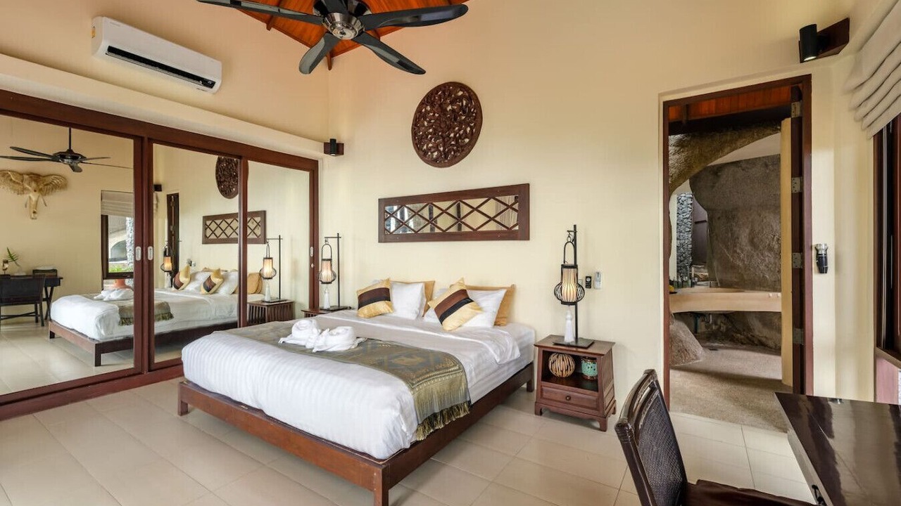 Photo of Bedroom in Laem Set