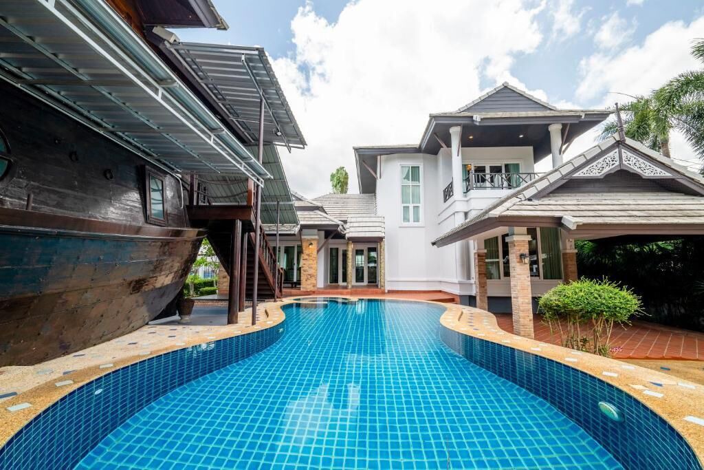 Photo of Outdoor in Nong Pla Lai
