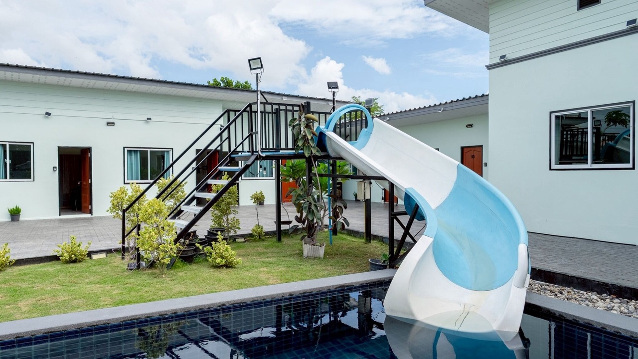 Photo of Outdoor in Pong