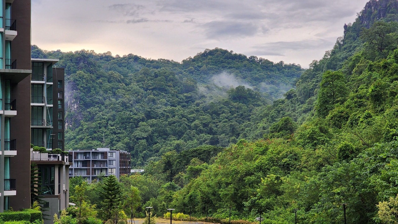 Photo of Outdoor in Phaya Yen