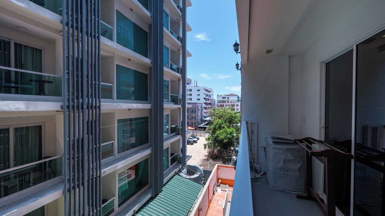 Photo of Patio Balcony in Pratumnak Hill