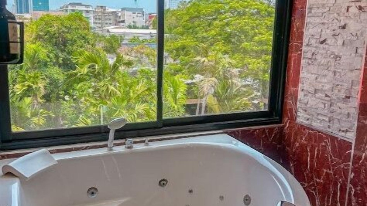 Photo of Bathroom in Mueang Samut Prakan District