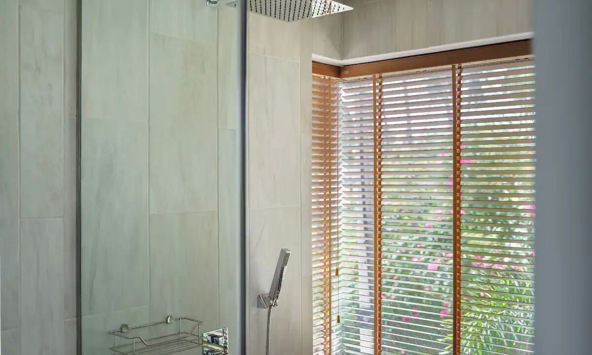 Photo of Bathroom in Laem Set