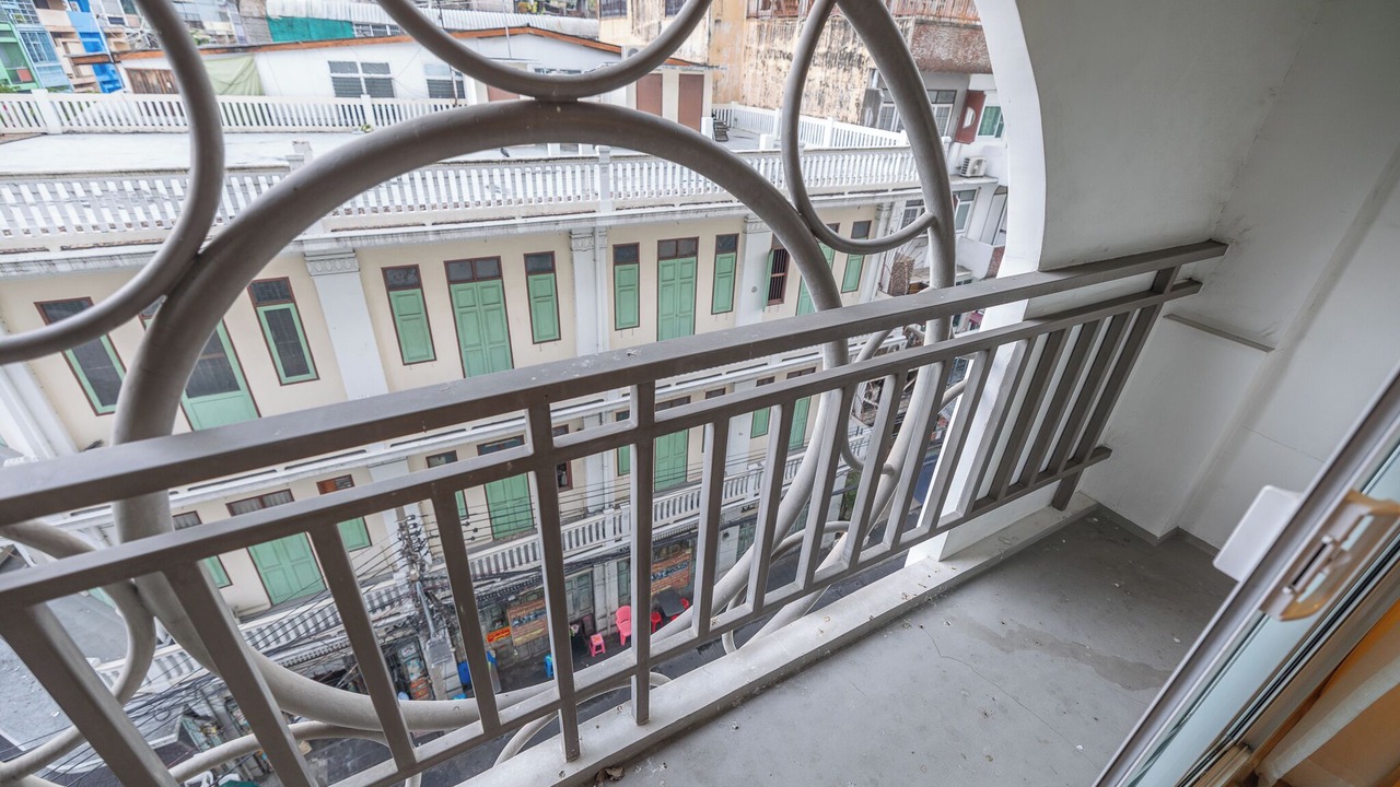 Photo of Patio Balcony in Samphanthawong
