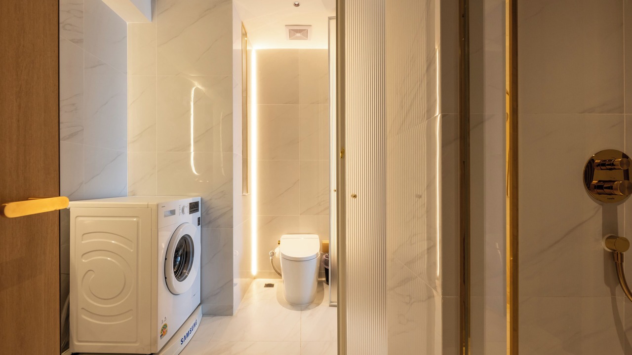 Photo of Bathroom in Mean Chey