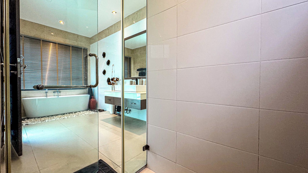 Photo of Bathroom in Ban Saiyuan