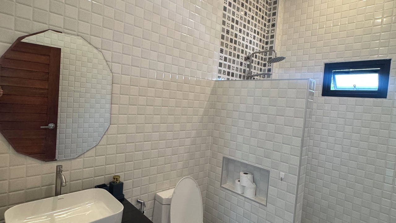 Photo of Bathroom in Wok Tum