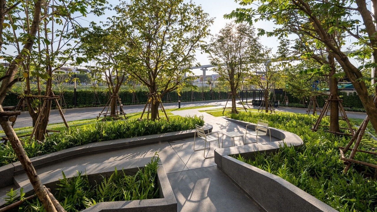 Photo of Outdoor in Mueang Samut Prakan District