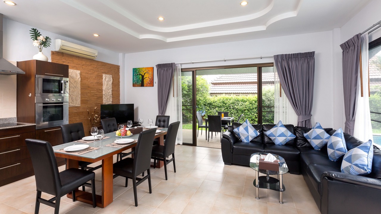 Photo of Livingroom in Karon