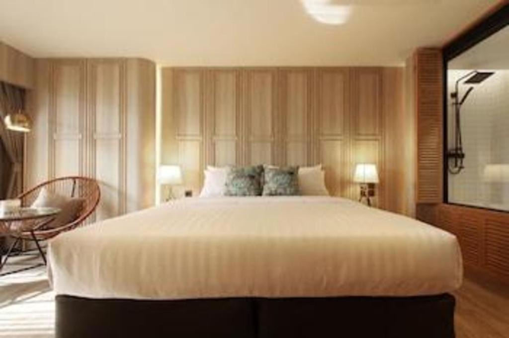 Photo of Bedroom in Si Phraya