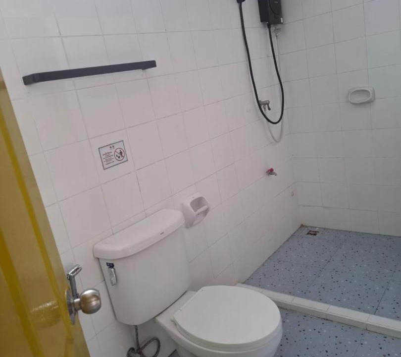 Photo of Bathroom in Ratchathewi