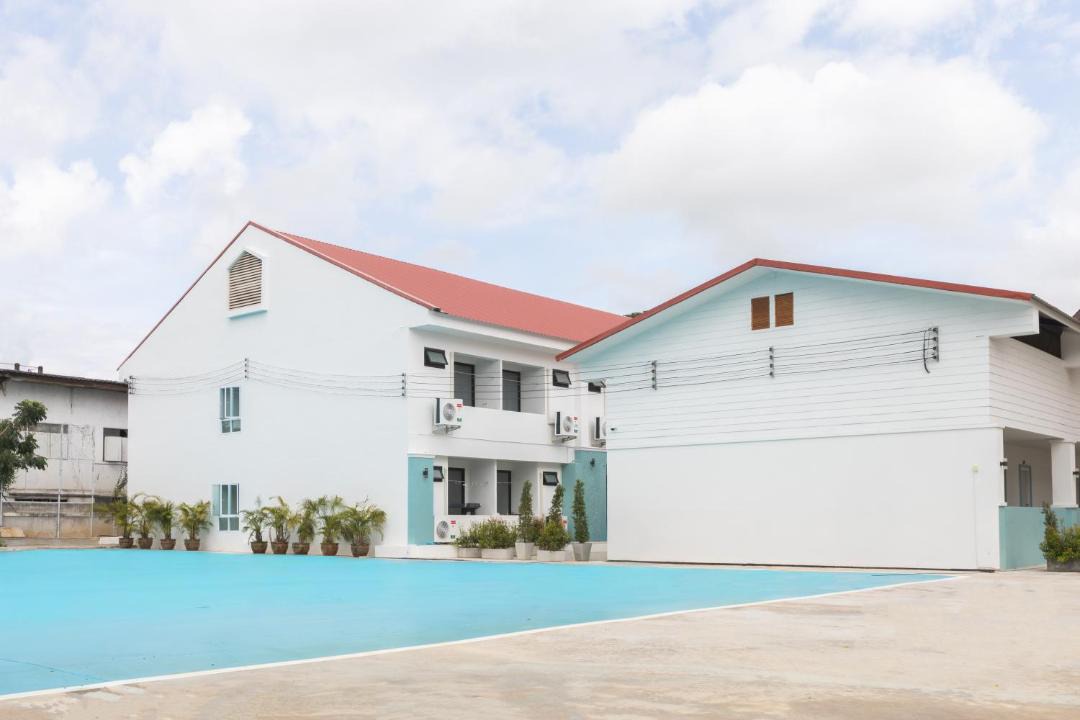 Photo of Others in Chomphu