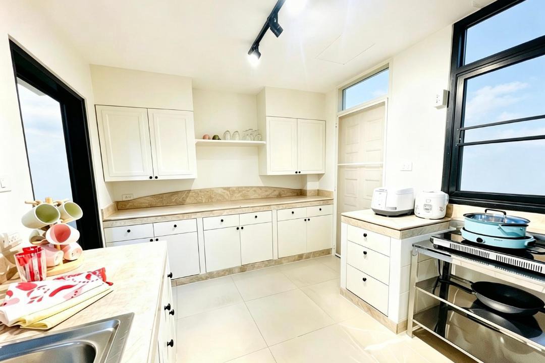 Photo of Kitchen in Khlong Tan