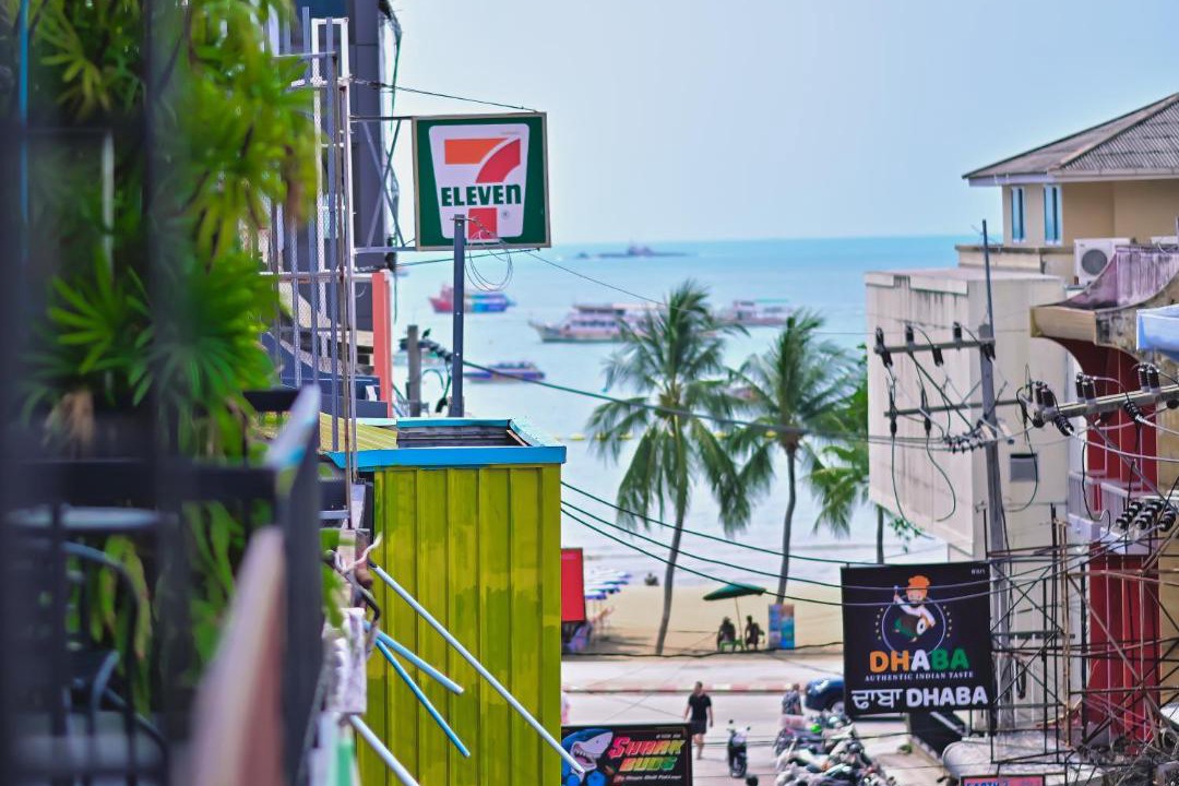 Photo of Others in Pattaya Bay