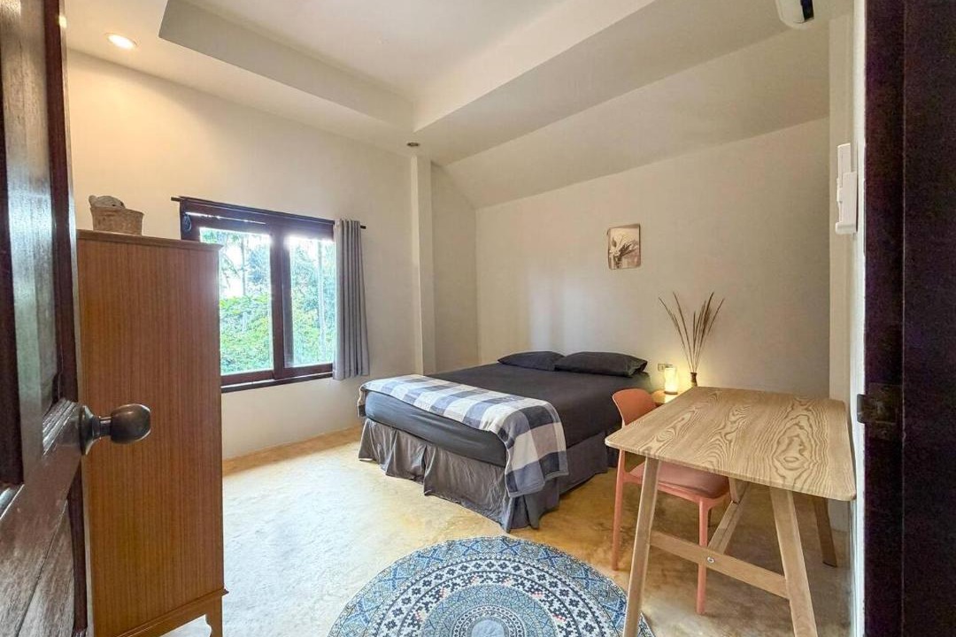 Photo of Bedroom in Thong Sala