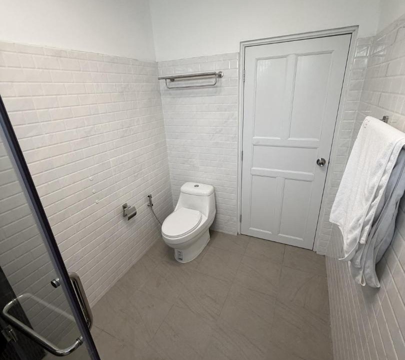 Photo of Bathroom in Maret