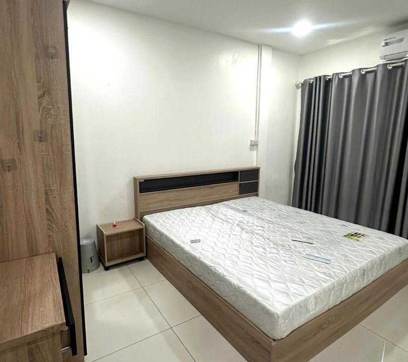 Photo of Bedroom in Samsen Nok