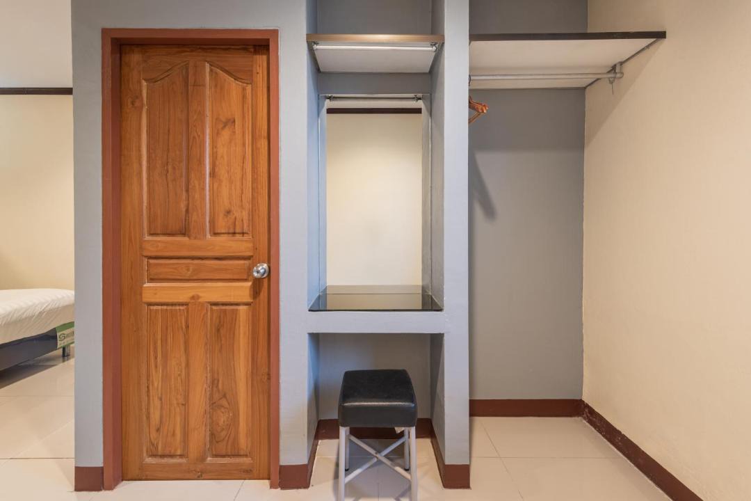 Photo of Bedroom in Racha Thewa