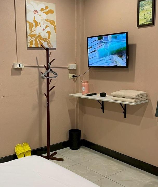 Photo of Others in Mae Kon