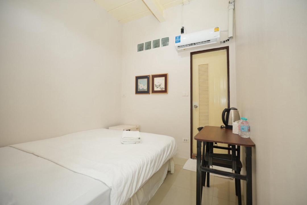 Photo of Bedroom in Talat Yot