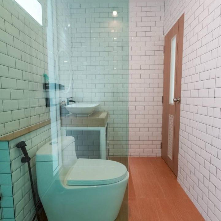 Photo of Bathroom in Phla