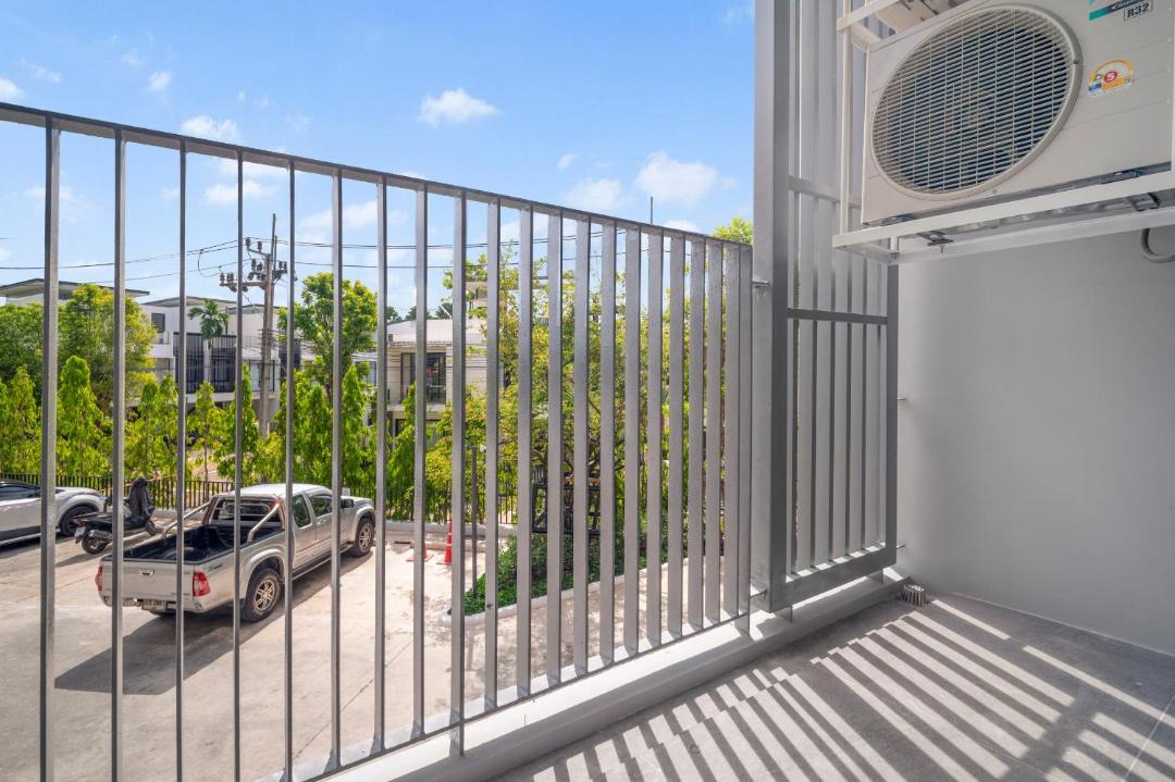 Photo of Patio Balcony in Laguna