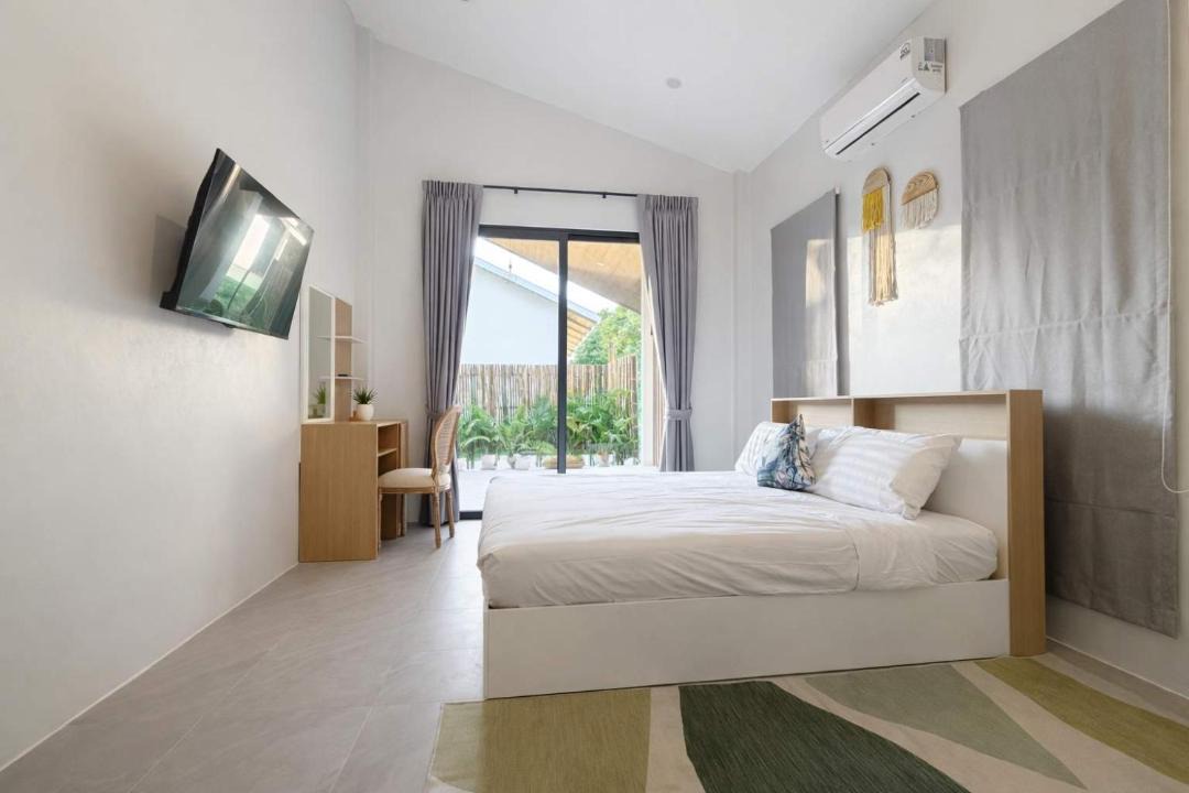 Photo of Bedroom in Haad Rin