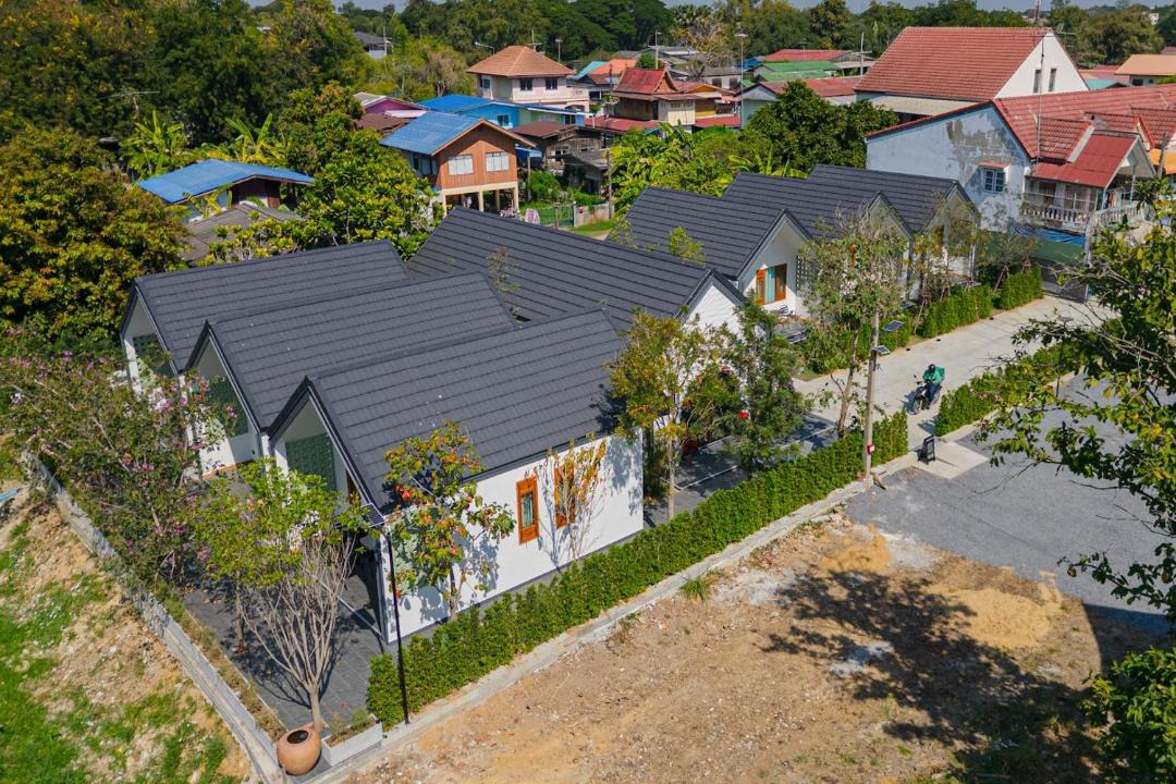 Photo of Others in Lumphli