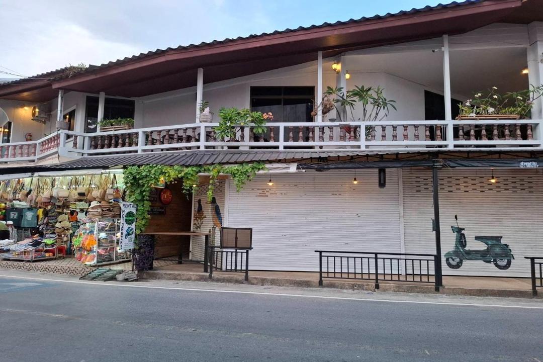 Photo of Others in Kamala