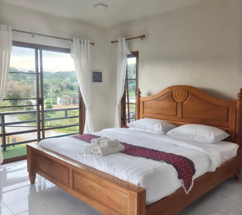 Photo of Bedroom in Huai Makhuea Som