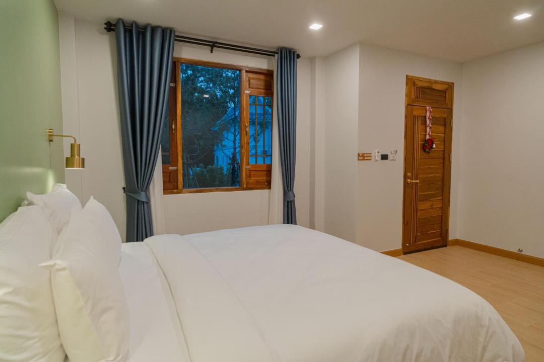 Photo of Bedroom in Lumphli