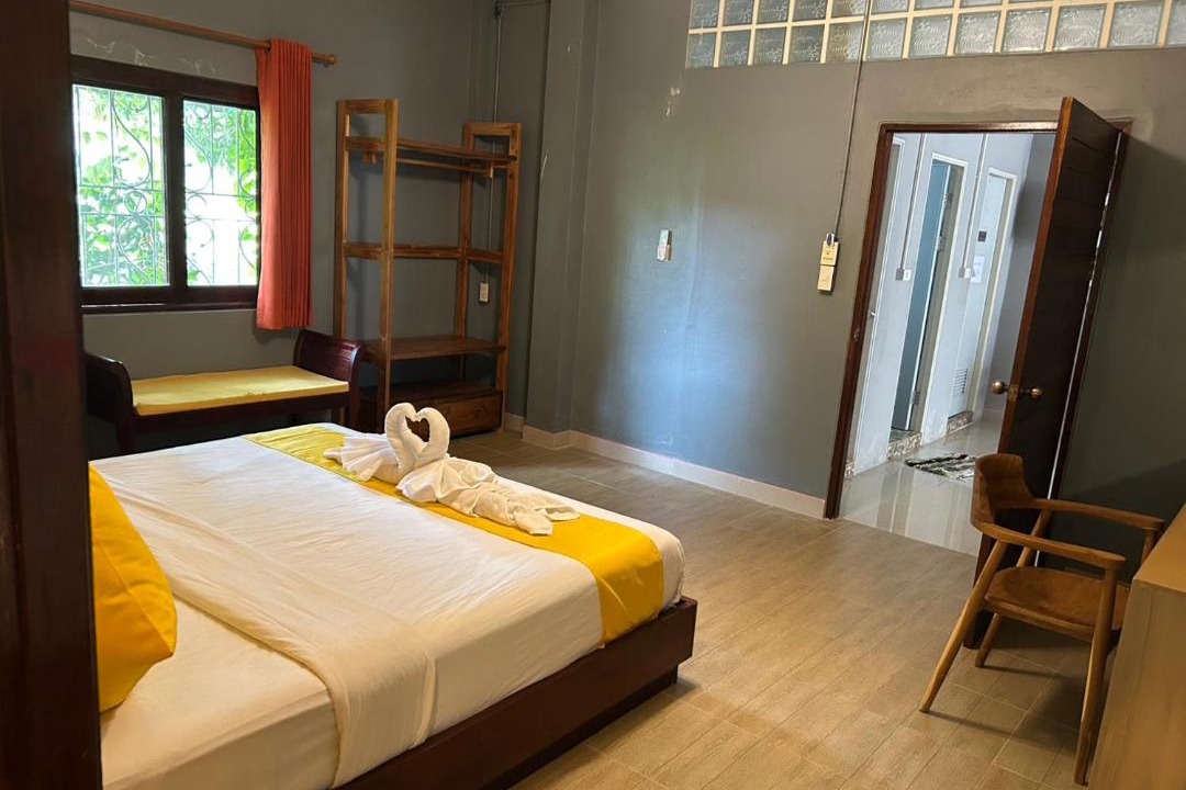 Photo of Bedroom in Thong Sala