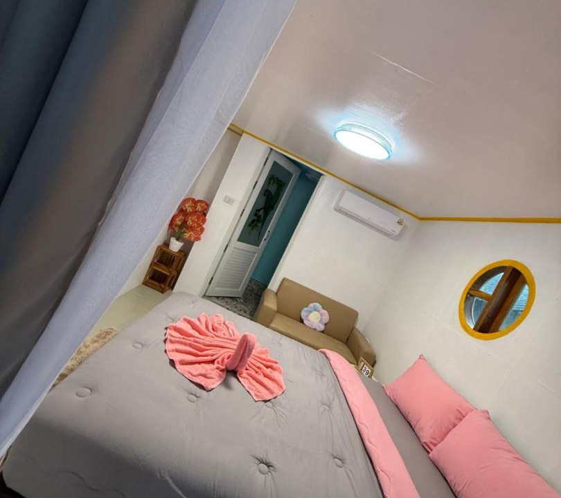 Photo of Bedroom in Nuea Khlong